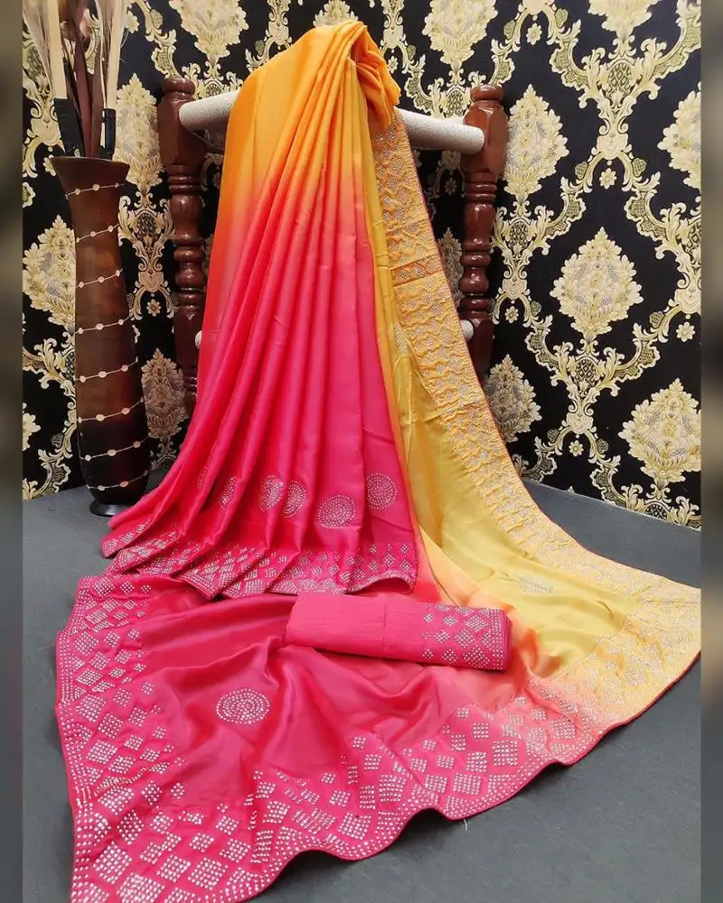 Sari ricamati a metà e metà ricamati in seta di velluto e seta di design da festa con camicetta da donna indiana
