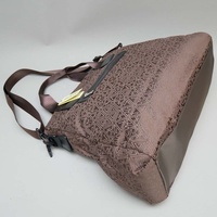 Vente en gros de sac à bandoulière de créateur de haute qualité sacs uniques à bas prix emballage sac à main de luxe de dernière conception 2024 de Bangkok