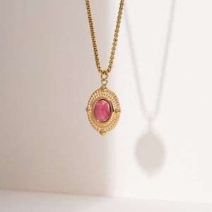 Nuevo Collar con Colgante de Piedra Roja de Lujo a la Moda, en Acero Inoxidable con Oro de 18K, Accesorios de Joyería para Mujer - Product Image 4