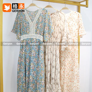 Geryon abiti in seta Vintage sfusi sacco di raso Chiffon usato avvolgente Ropa Usada Australia donne donne Top abbigliamento usato balle - Product Image 2