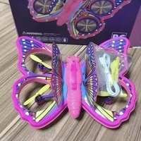 Vente flash : Avions télécommandés 2,4 G, 360° de rotation, effets lumineux, cascade de feux d'artifice, quatre axes, 6 canaux, fonction de suivi, avion papillon, cadeau