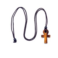 Colliers en gros avec pendentifs en pierres précieuses, pendentifs en forme de croix, colliers en corde