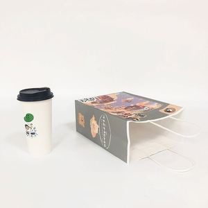 Bolsa de Papel Kraft Reciclable y Ecológica con Asas para Llevar, con Impresión de Logotipo Personalizado, para Té, Café, Refrescos y Cerveza, con Impresión Offset - Product Image 4