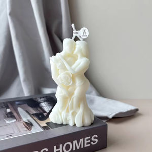 Bougie parfumée en forme de couple enlacé pour la Saint-Valentin, ornement créatif DIY, cadeau romantique, décoration de mariage, souvenir - Product Image 4