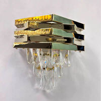Lampes suspendues de table à manger de style nordique moderne, lustre en cristal doré avec un design luxueux, taille moyenne, installation suspendue