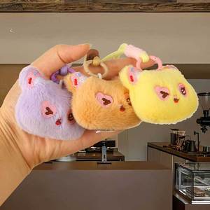 Porte-clés en peluche, forme 3D de dessin animé, pendentif en fil doux pour sacs et accessoires - Product Image 2