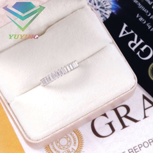 Anillo de Compromiso de Moissanita con Corte Esmeralda Personalizado, Joyería Fina, Anillo de Eternidad de Oro de 18k, Anillo de Compromiso de Moissanita VVS - Product Image 5