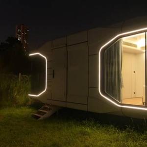Cápsula Espacial Portátil Moderna Tipo Villa para Destinos Turísticos Panorámicos - Product Image 1