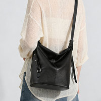 Sac à bandoulière en cuir véritable avec sangle détachable pour femme, sac à dos convertible multi-positions pour les trajets quotidiens