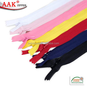 شريط سلسلة طويلة بسحاب من النايلون التنافسي 3 #5 7 10 للملابس مفارش سرير مخصص بسحاب دوار للخياطة - Product Image 3