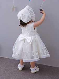 Conception de <span class=keywords><strong>magasin</strong></span> pour petits vêtements Nouveau modèle de robes de mariée blanches à fleurs pour nouvelles filles avec chapeaux bio - Product Image 4