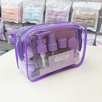 Kit de toilette de voyage vibrant 9-en-1, flacons cosmétiques rechargeables étanches, bandeau et bracelets, accessoires de voyage