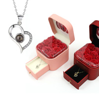 Saint Valentin 2024 9 Fleurs de savon Rose Coeur Collier Boîte Cadeaux Roses éternelles Cadeau Fête des Mères Cadeau de vacances Avec sac à main