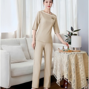 Ensemble de <span class=keywords><strong>tunique</strong></span> de <span class=keywords><strong>travail</strong></span> en soie à manches courtes pour femmes, avec logo personnalisé, pour massage thaïlandais, SPA, salon de beauté, hôtels et séances de beauté - Product Image 2