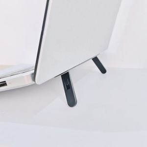 ノートパソコンスタンドデスク用自己粘着性見えないスタンドとキーボードリフトポータブル折りたたみ式ラップトップスタンド - Product Image 6
