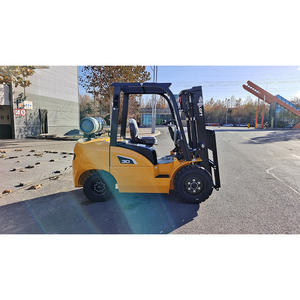 מפעל המשמש 1.<span class=keywords><strong>5</strong></span> טון <span class=keywords><strong>komatsu</strong></span> tcm דלק כפול lpg cng מלגזה גלגל מלגזה גליל מלגזה - Product Image 5