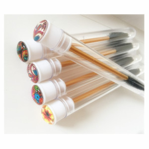 Wieder verwendbare bunte Diamant-Schmetterlings-Mascara-Bürsten im Wannen fass mit Kristall-Mascara-Zauberstab-Wimpern-Augenbrauen applikatoren - Product Image 3