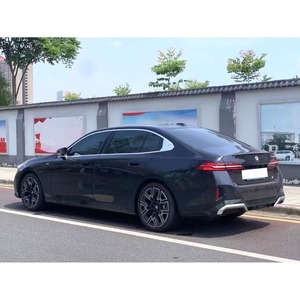 <span class=keywords><strong>BMW</strong></span> 530Li 2025 48V <span class=keywords><strong>2</strong></span>.0T Premium M Sport Voiture d'occasion Conduite à gauche Automatique Faible kilométrage Berline pour l'exportation - Product Image 3