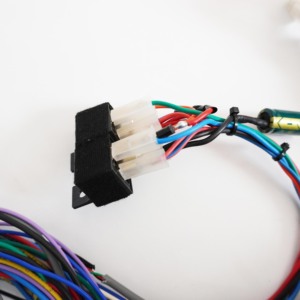 Maßgefertigte Kabelkonfektion mit AMP TE Steckverbinder Verlängerungskabel - Product Image 6