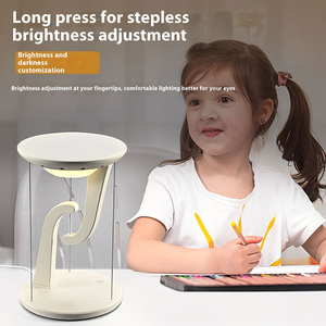 Hiện Đại <span class=keywords><strong>LED</strong></span> Bàn Đèn Điều Khiển Cảm Ứng Mờ Không Dây Chống Trọng Lực Từ Bay Chơ Thiết Kế Cổ Điển Cho Phòng Ngủ Văn Phòng - Product Image 5