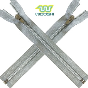 Thời Trang Phụ Kiện May Mặc Bạc Băng Và Electroplated Bạc Răng Nylon Cuộn Dây Dây Kéo Bán Buôn - Product Image 1