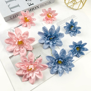 Fleurs artificielles Dahlia 9 cm en tissu de soie, accessoires de photographie de mariage en extérieur, décorations pour la maison - Product Image 3