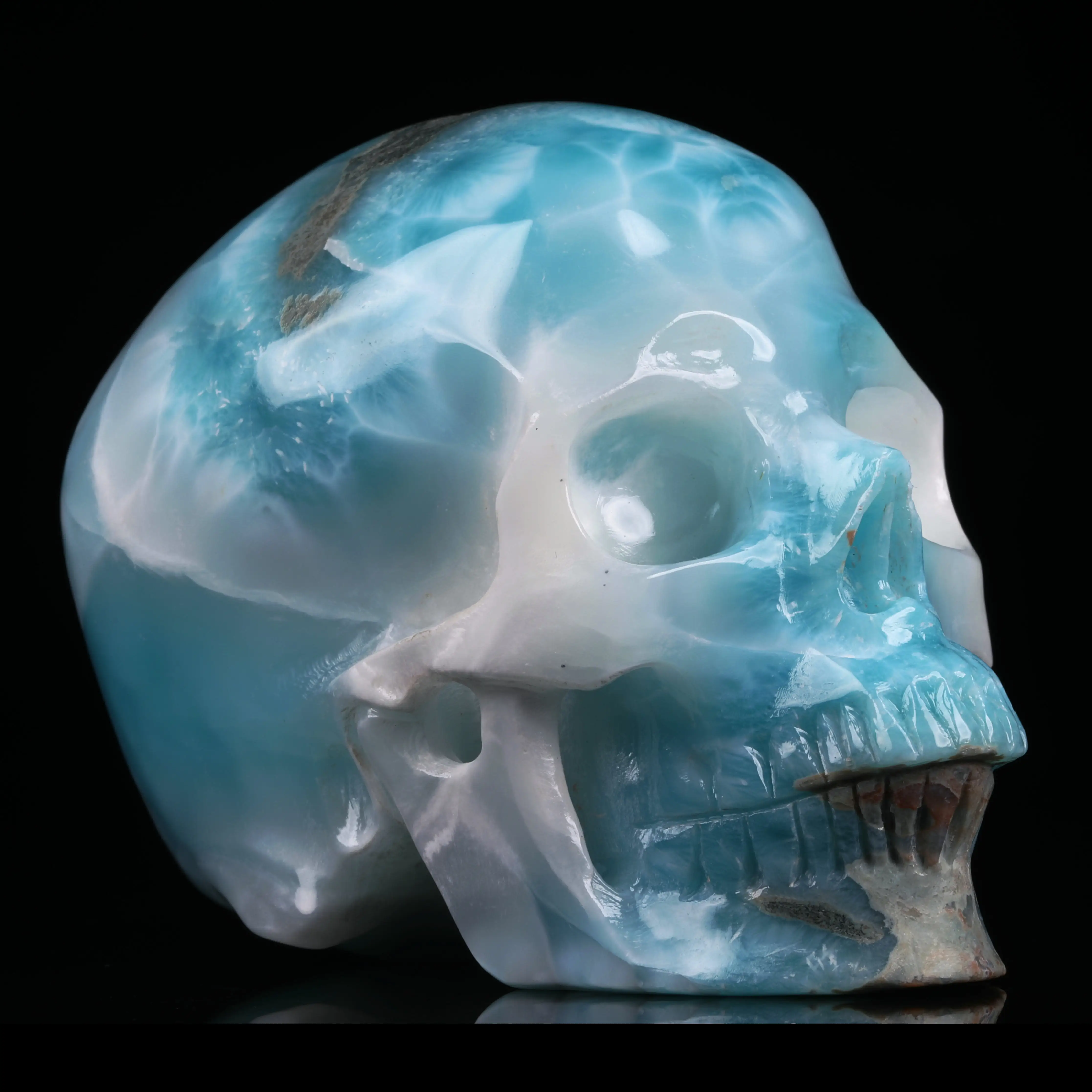 Hot sale high quality crystal carving skulls natural Gemstone 3.5 inch Larimar skulls healing crystals for decoration