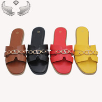 Sandales d'été pour femmes de haute qualité, à la mode, avec logo personnalisé, emballage inclus, prêtes à être expédiées, design tendance, pantoufles pour femmes