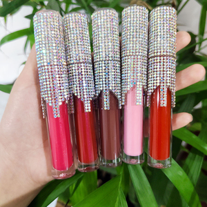 ลิปกลอสแบบมีกลิตเตอร์สีสันสดใส บรรจุภัณฑ์สวยงาม สำหรับผู้ขายส่ง  วีแกน  พร้อมบริการ OEM - Product Image 4
