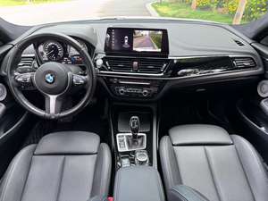 Auto Usata 2022 <span class=keywords><strong>BMW</strong></span> <span class=keywords><strong>Serie</strong></span> <span class=keywords><strong>1</strong></span> 120i M Sport Shadow Edition <span class=keywords><strong>1</strong></span>.5T Turbo Berlina 5 Posti Euro VI Benzina - Product Image 6