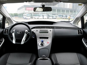 Toyota <span class=keywords><strong>Prius</strong></span> 1.8 Híbrido <span class=keywords><strong>2016</strong></span> <span class=keywords><strong>usado</strong></span> a bajo <span class=keywords><strong>precio</strong></span> - Product Image 5