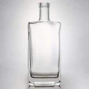High Quality square Heavy base flint glass liquor bottle for brandy whisky vodka with cork stopper