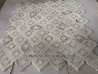 Lanterne en marbre au jet d'eau Thassos White Mix Shell Mosaic Tile