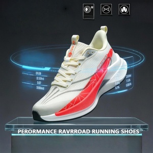 Chaussures de course légères, tendance et élégantes, antidérapantes, résistantes à l'usure, polyvalentes pour hommes et femmes, chaussures décontractées, empeigne en mesh - Product Image 3