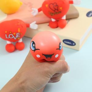 Giocattolo Antistress a Forma di Cuore Rosso in TPR Morbido, Regalo Ideale per Bambini, Adulti e Famiglie - Product Image 4