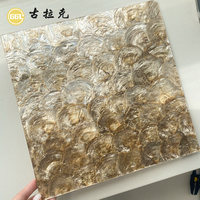 Vente chaude de mosaïques en coquillages naturels 300*300mm pour le hall d'hôtel, le mur de l'appartement, la chambre à coucher, la buanderie, les carreaux décoratifs d'intérieur