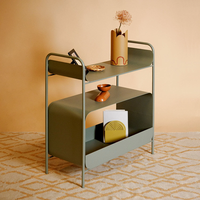 Bony Shelf Unit Table console en métal incurvé inspiré des bonbons et chariot de bar, fait à la main