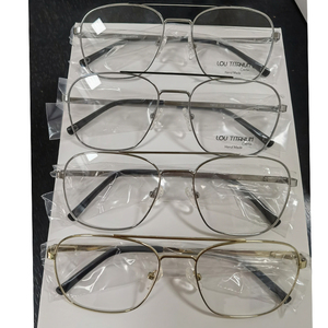 Liquidation des stocks d'usine Monture de <span class=keywords><strong>lunettes</strong></span> optiques en titane pur Monture optique en titane bon marché avec nom de marque - Product Image 2