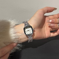 Montre-bracelet de luxe pour femme, nouvelle collection, montre personnalisée en cuivre, bracelet en acier inoxydable, alliage carré, tendance