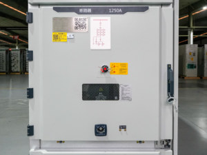 สวิตช์เกียร์แบบถอดได้ 12kV ได้รับการรับรองมาตรฐาน CE 1600A ราคาโรงงานโดยตรง สวิตช์เกียร์แบบถอดได้ชนิดหุ้มโลหะสำหรับใช้งานภายในอาคาร AC รุ่น KYN28-12 แรงดันปานกลางและแรงดันสูง - Product Image 5