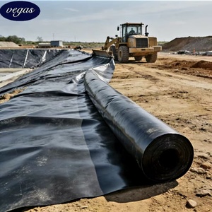 Geomembrana in HDPE Bianco/Nero da 1.0mm-2.0mm <span class=keywords><strong>per</strong></span> Rivestimento di Bacini Minerari di <span class=keywords><strong>Laterite</strong></span> in Indonesia e Filippine - Product Image 6