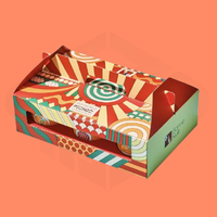 Boîte en papier kraft avec poignée, logo personnalisé imprimé, vente en gros, boîtes à rabat robustes jetables avec revêtement aqueux, prix d'usine