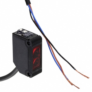 Sensores fotoeléctricos industriales CX-423 nuevos y originales en stock - Product Image 1
