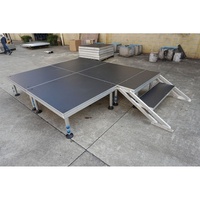 Plateforme de scène en alliage d'aluminium robuste, taille personnalisable pour les événements en plein air, mariages, concerts, structures de scène DJ