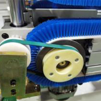Machine de laminage automatique PUR à chaud pour film, papier, MDF - Moteur et composants d'engrenage haute puissance 70KW contrôlés par PLC