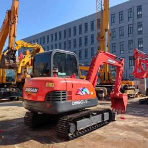 Mini-excavatrice Doosan DH60-7 d'occasion, capacité 6 tonnes, excavatrices Doosan dh55 dh60 dh80 à prix compétitif - Product Image 1