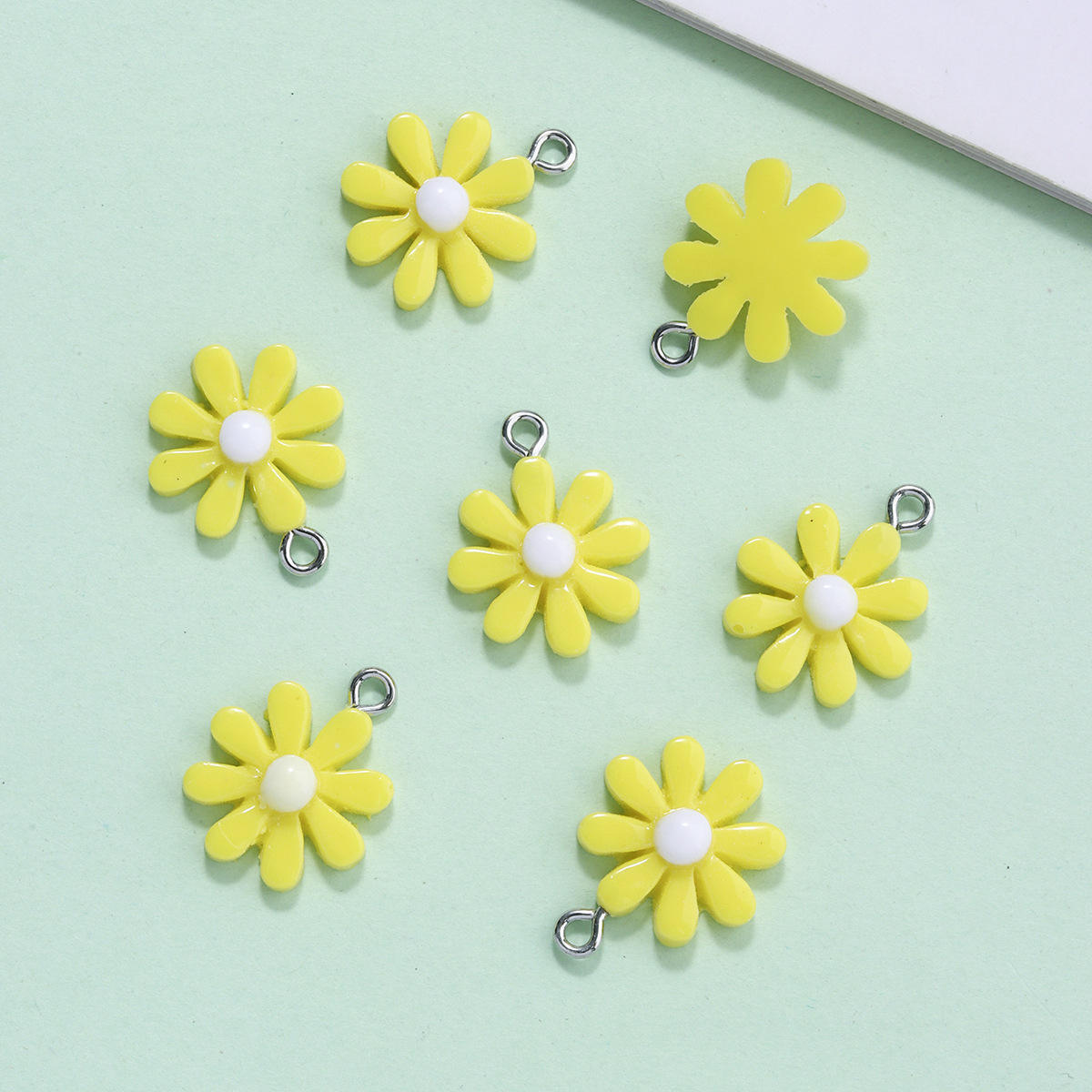 สีเหลือง