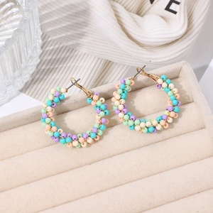 SDELL Novedad: Pendientes de Aro de Alambre con Cristales Estilo Bohemia Chic, con Pequeñas Cuentas de Vidrio en Forma de Arroz, Geométricos y Modernos - Product Image 3