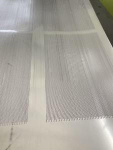 厚さ1.2mm、メッシュ1.2mmの<span class=keywords><strong>304</strong></span>ステンレス鋼線穿孔フィルターメッシュ - Product Image 2