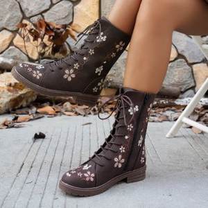 QLFashion britannique talon épais bottes moyennes femmes 2024 automne nouveau brodé grande taille Western Knight 231 - Product Image 3